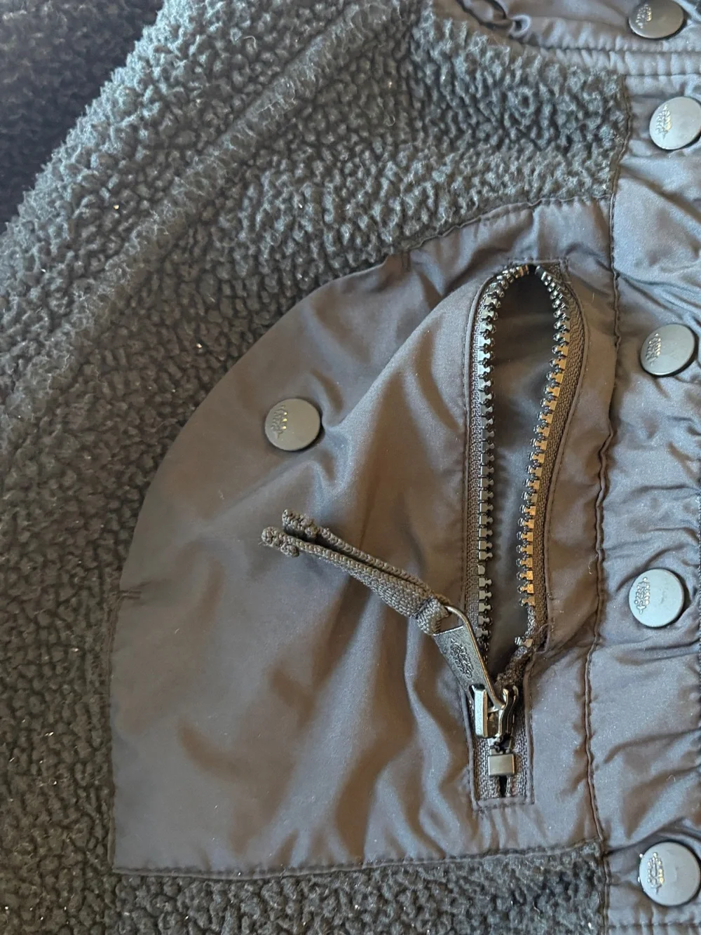 FP Black Fleece Jacket - Picture 4 of 4